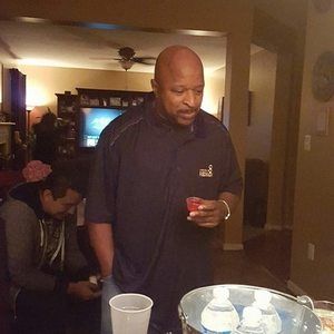 Meet your Posher, Robert